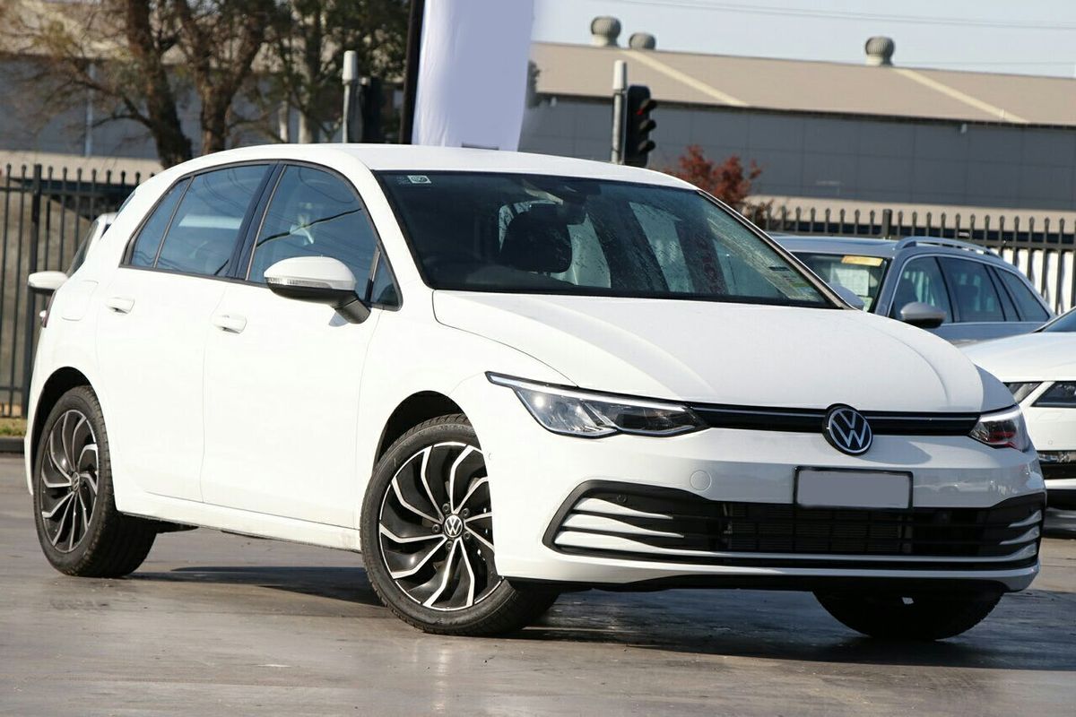 2024 Volkswagen Golf 110TSI Life 8
