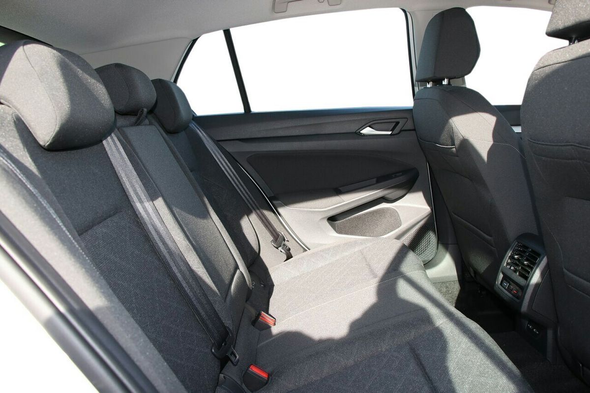 2024 Volkswagen Golf 110TSI Life 8
