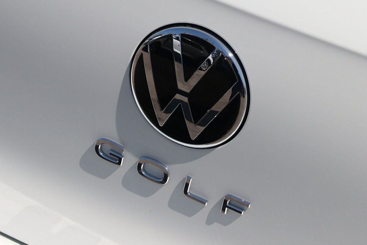 2024 Volkswagen Golf 110TSI Life 8