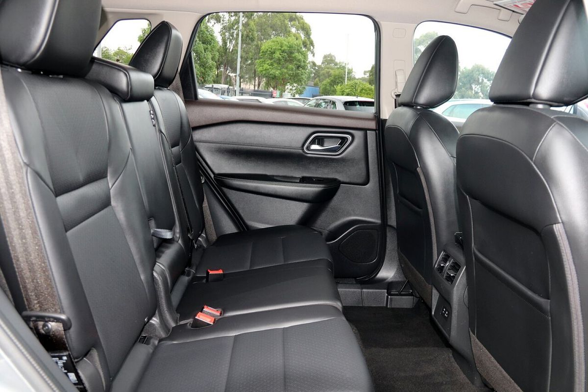 2023 Nissan X-TRAIL ST-L e-POWER T33