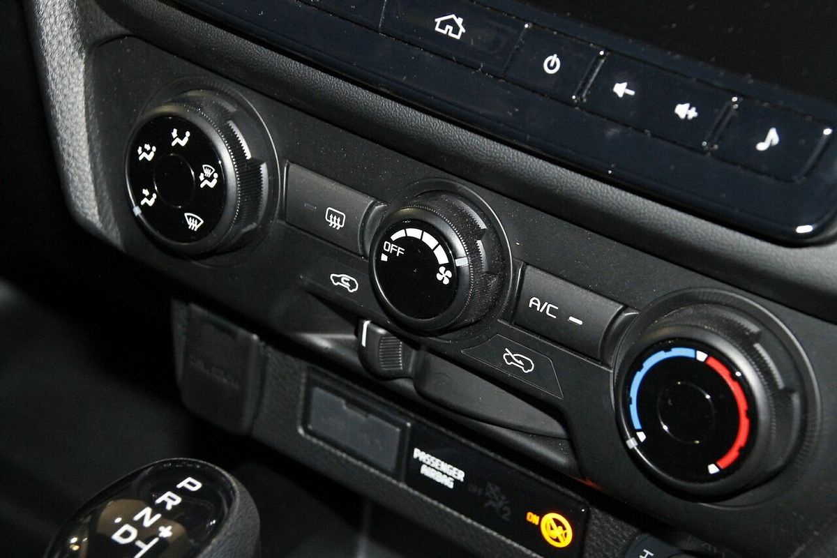 2024 Isuzu D-MAX SX 4X4