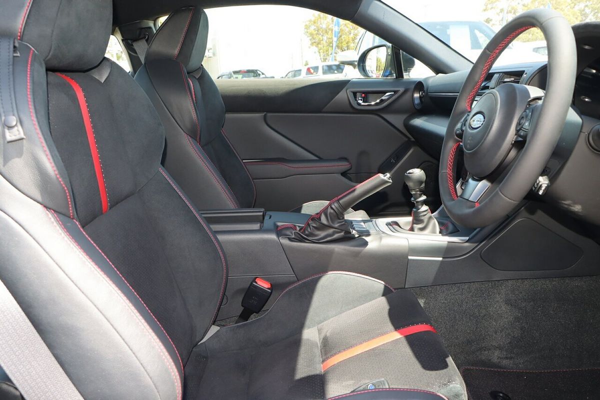 2024 Subaru BRZ S ZD8