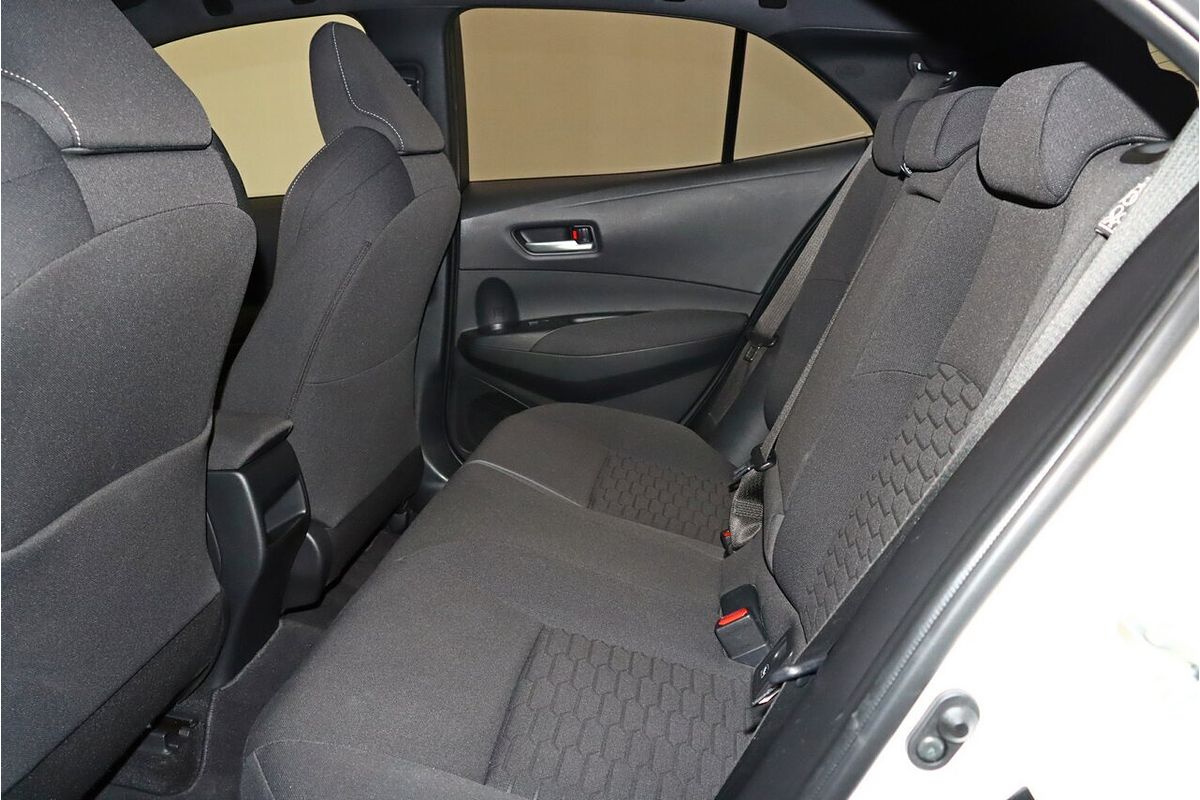 2022 Toyota Corolla SX Hybrid ZWE219R