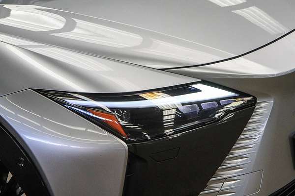 2023 Lexus RZ RZ450e Sports Luxury XEBM15R