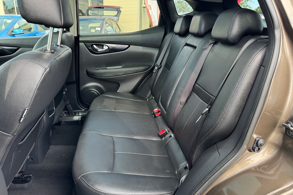 2015 Nissan QASHQAI Ti J11