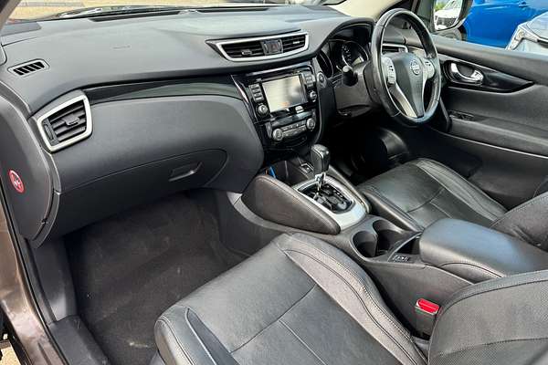 2015 Nissan QASHQAI Ti J11