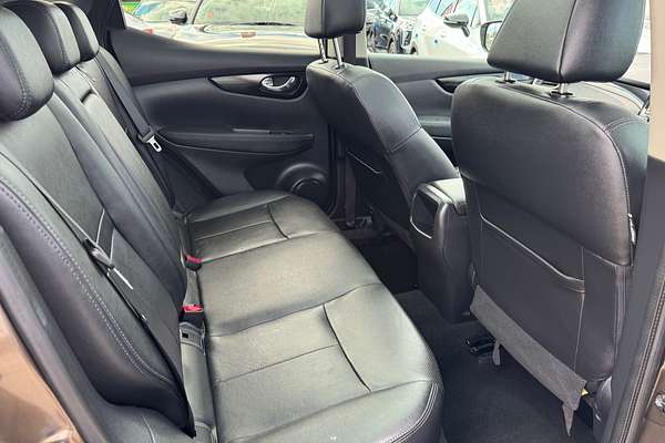 2015 Nissan QASHQAI Ti J11