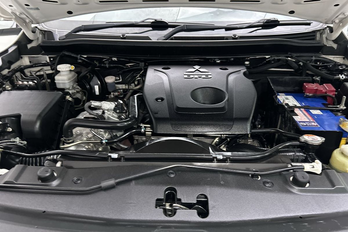 2019 Mitsubishi Triton GLS MR 4X4