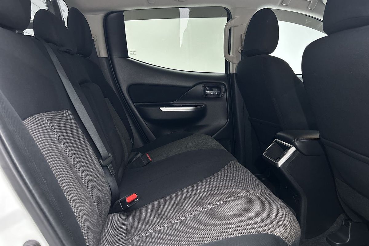 2019 Mitsubishi Triton GLS MR 4X4