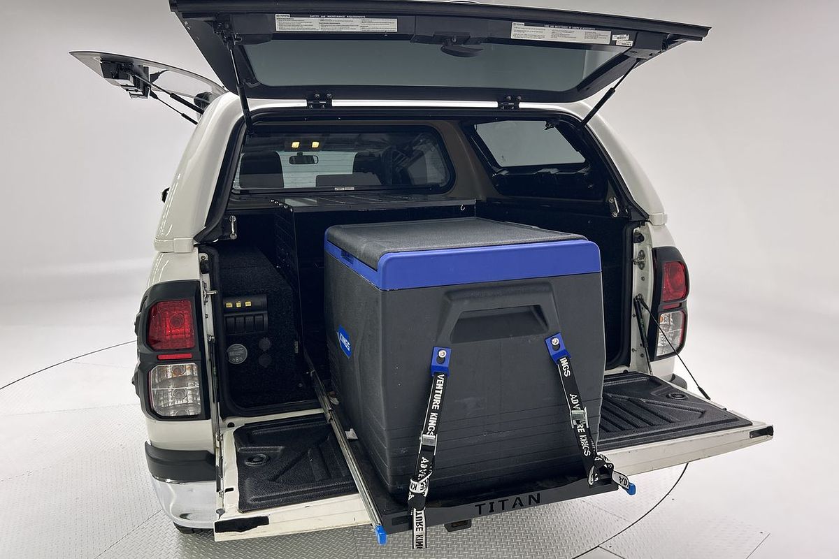 2017 Toyota Hilux SR5 GUN126R 4X4