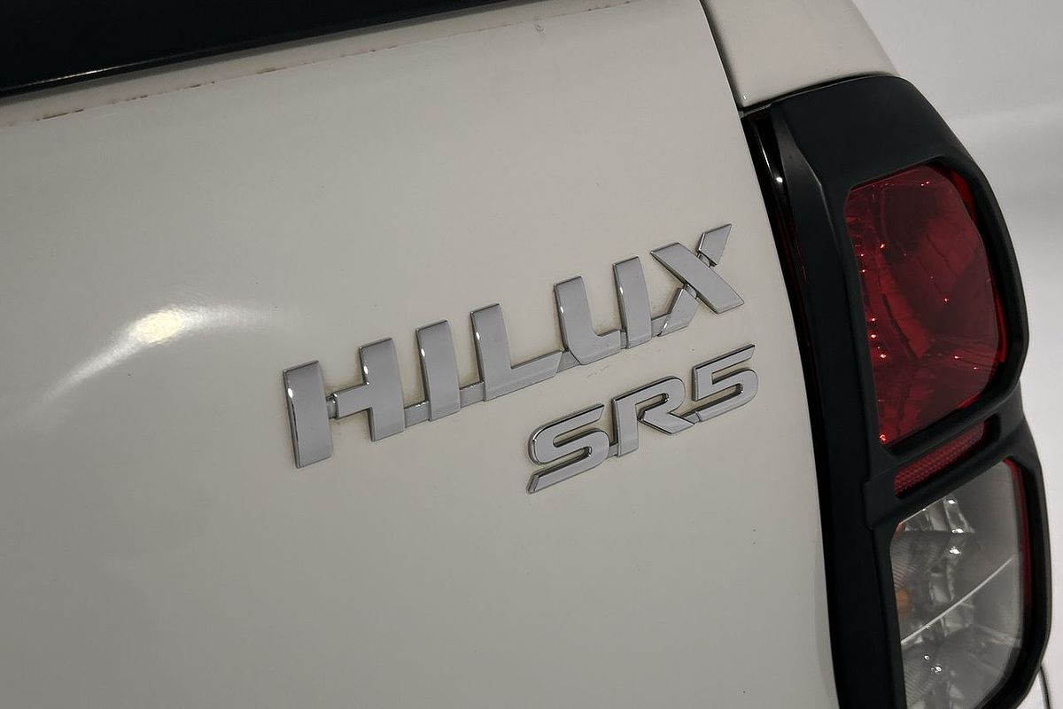 2017 Toyota Hilux SR5 GUN126R 4X4