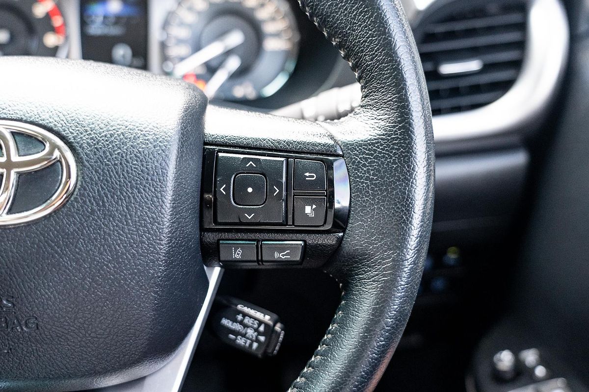 2023 Toyota Hilux SR5 GUN126R 4X4