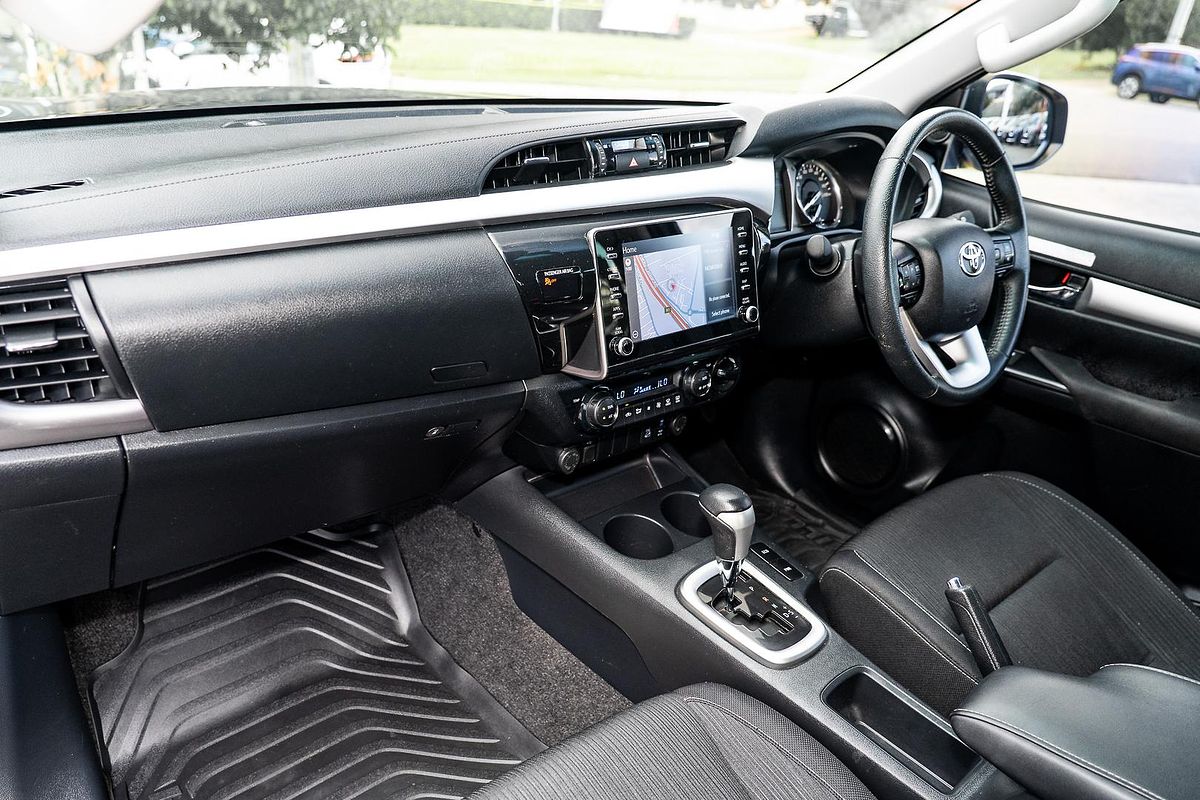 2023 Toyota Hilux SR5 GUN126R 4X4