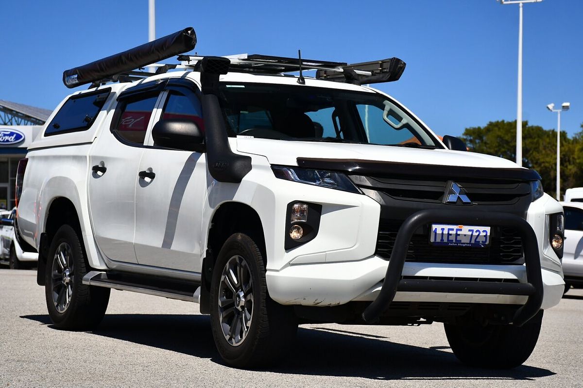 2021 Mitsubishi Triton GLX ADAS MR 4X4