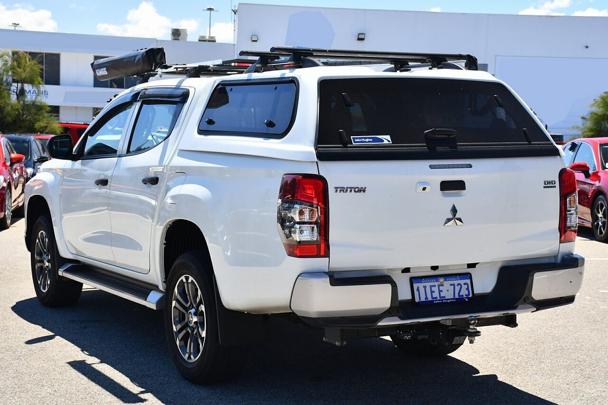 2021 Mitsubishi Triton GLX ADAS MR 4X4