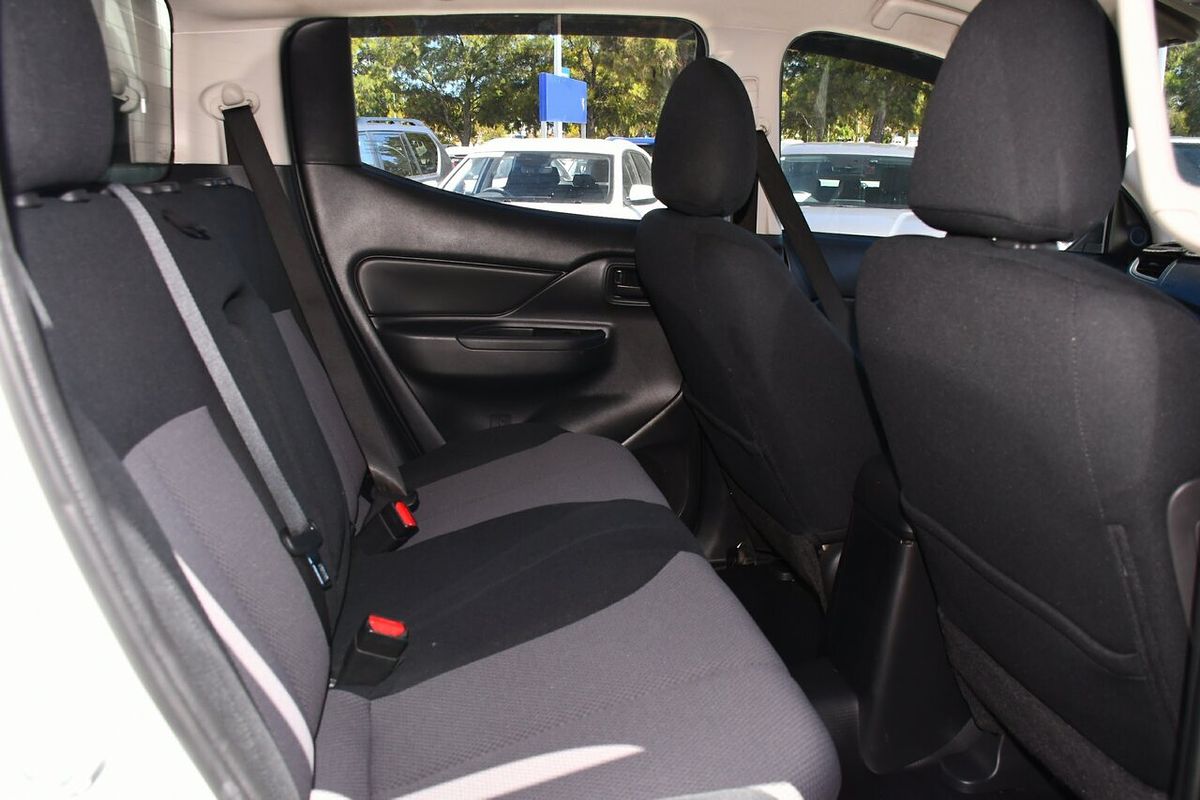 2021 Mitsubishi Triton GLX ADAS MR 4X4