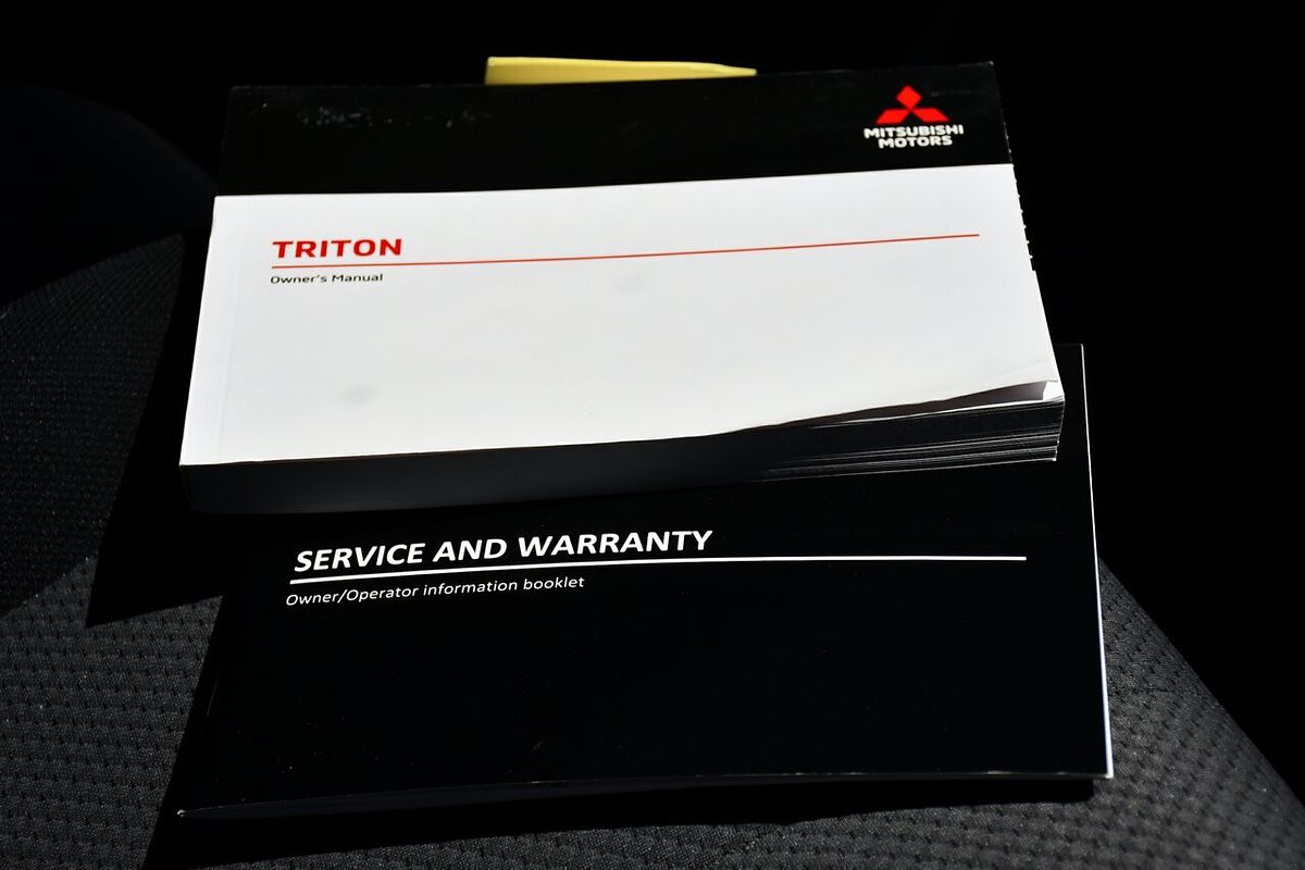 2021 Mitsubishi Triton GLX ADAS MR 4X4