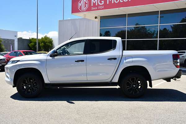 2022 Mitsubishi Triton GSR MR 4X4