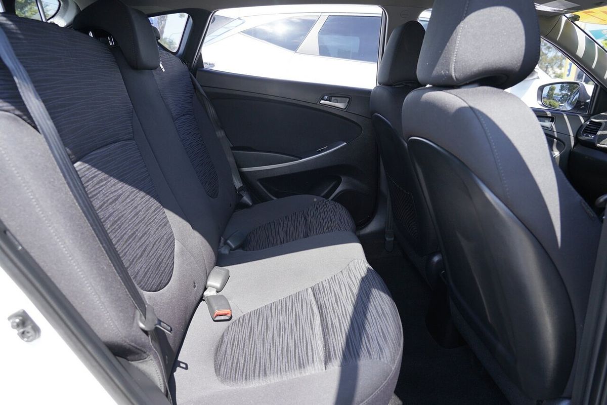 2017 Hyundai Accent Sport RB5