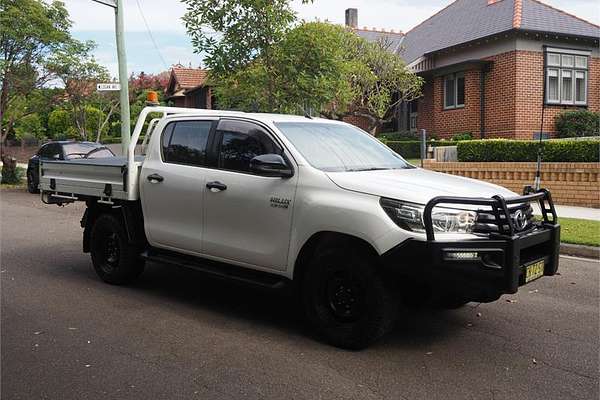 2017 Toyota HILUX SR (4x4) GUN126R MY17