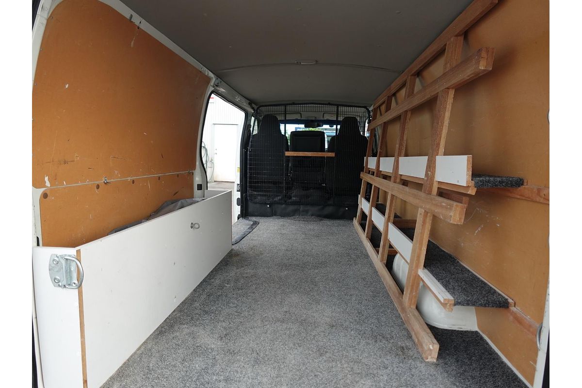 2013 Toyota Hiace KDH201R LWB