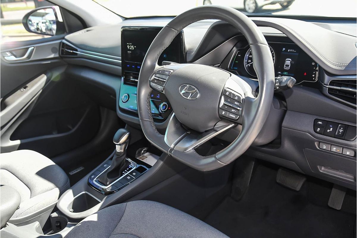 2020 Hyundai IONIQ Hybrid Elite AE.3