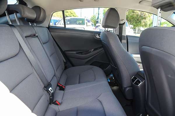 2020 Hyundai IONIQ Hybrid Elite AE.3