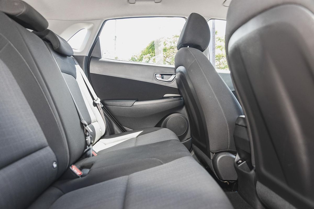 2022 Hyundai Kona Active OS.V4