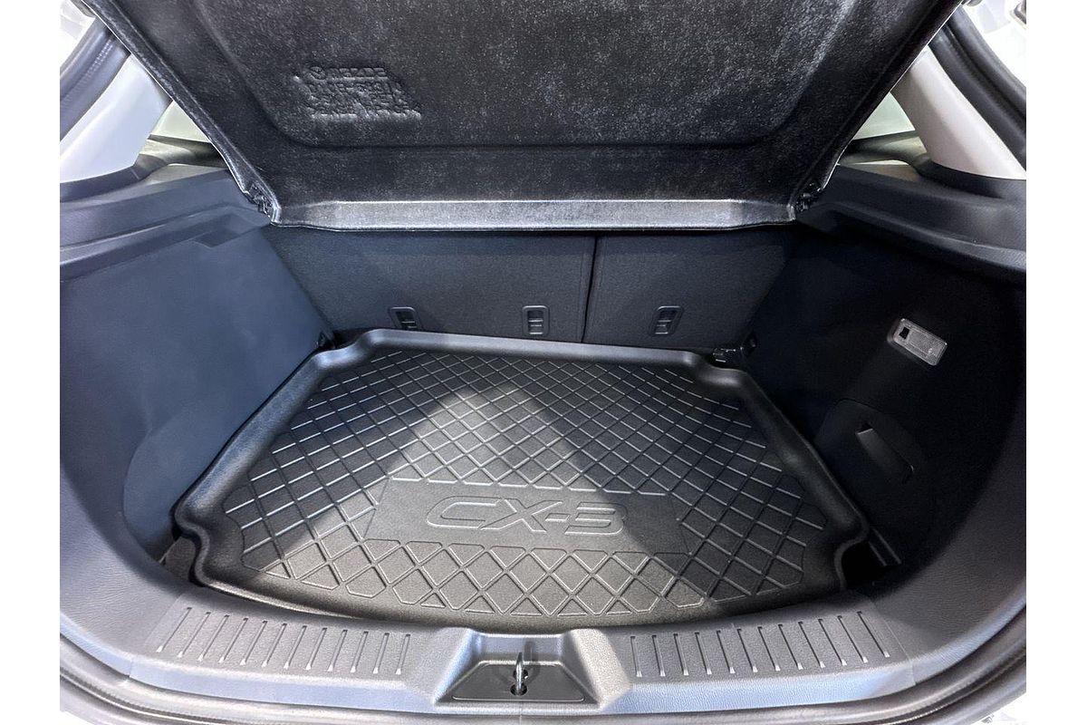 2024 Mazda CX-3 G20 Akari DK