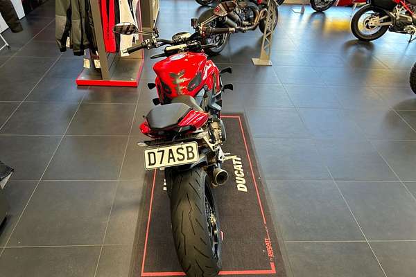 2023 Ducati STREETFIGHTER V2