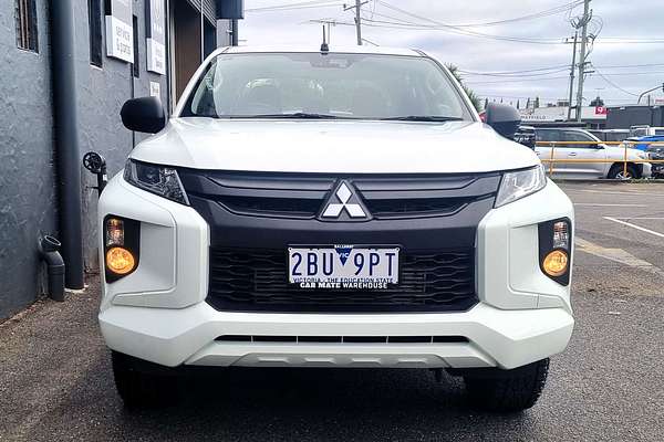 2022 Mitsubishi Triton GLX MR 4X4