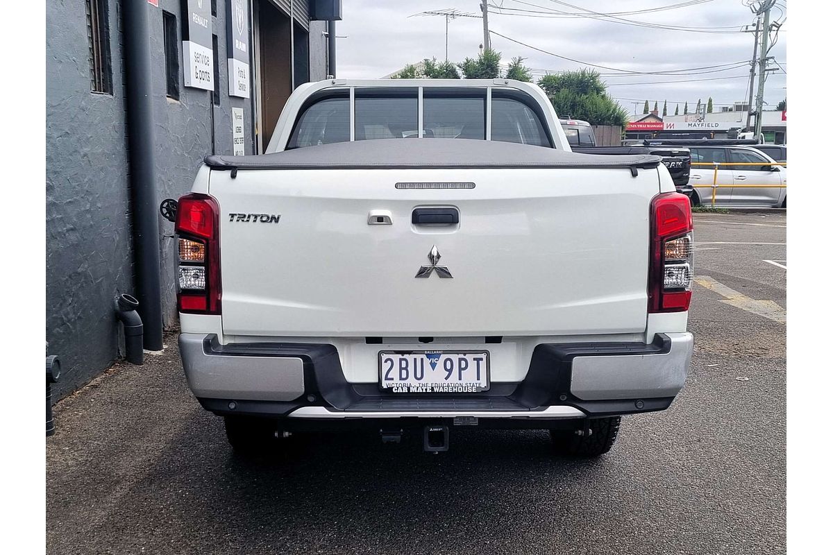 2022 Mitsubishi Triton GLX MR 4X4