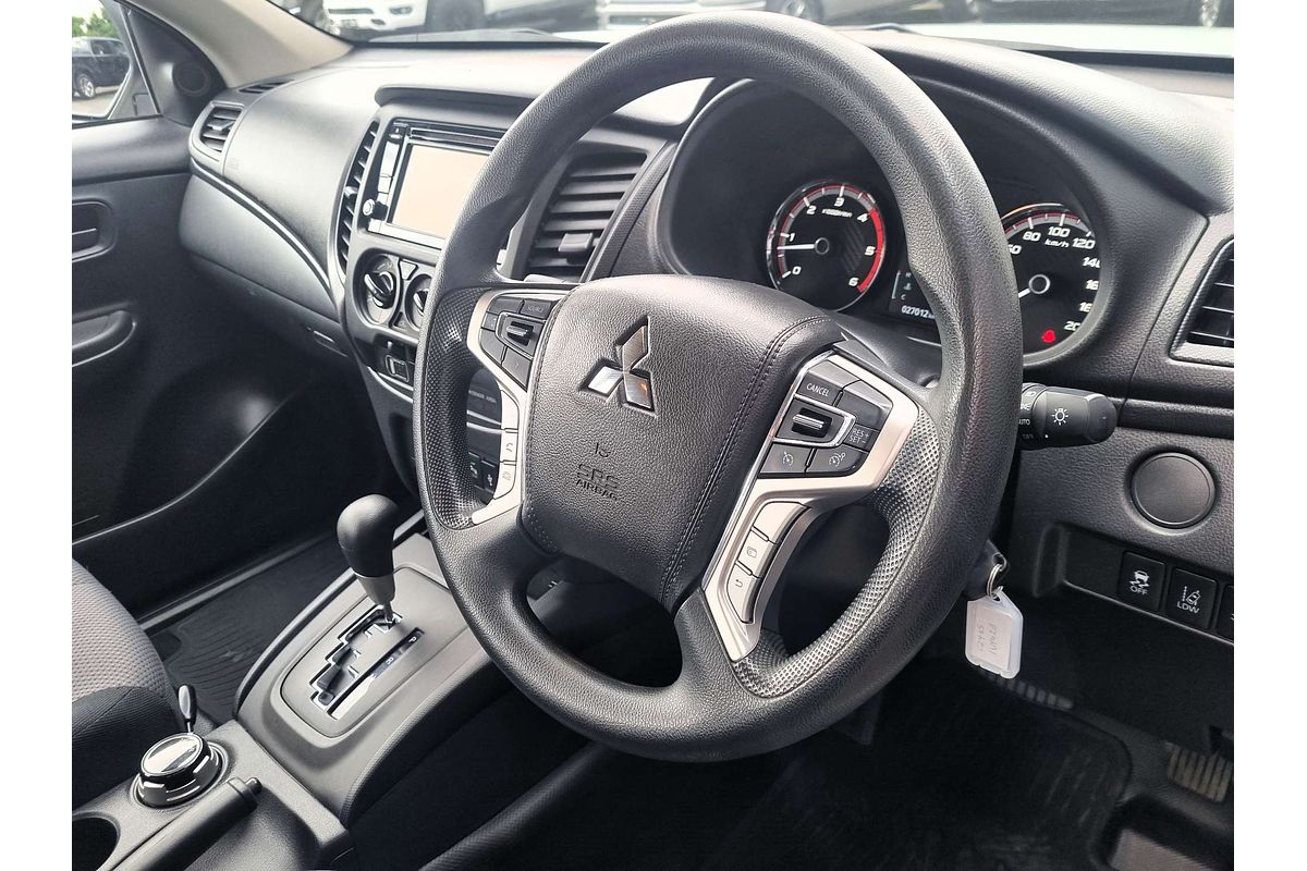 2022 Mitsubishi Triton GLX MR 4X4