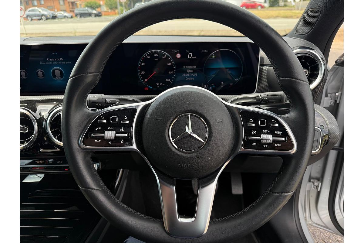 2018 Mercedes-Benz A-Class A200 W177