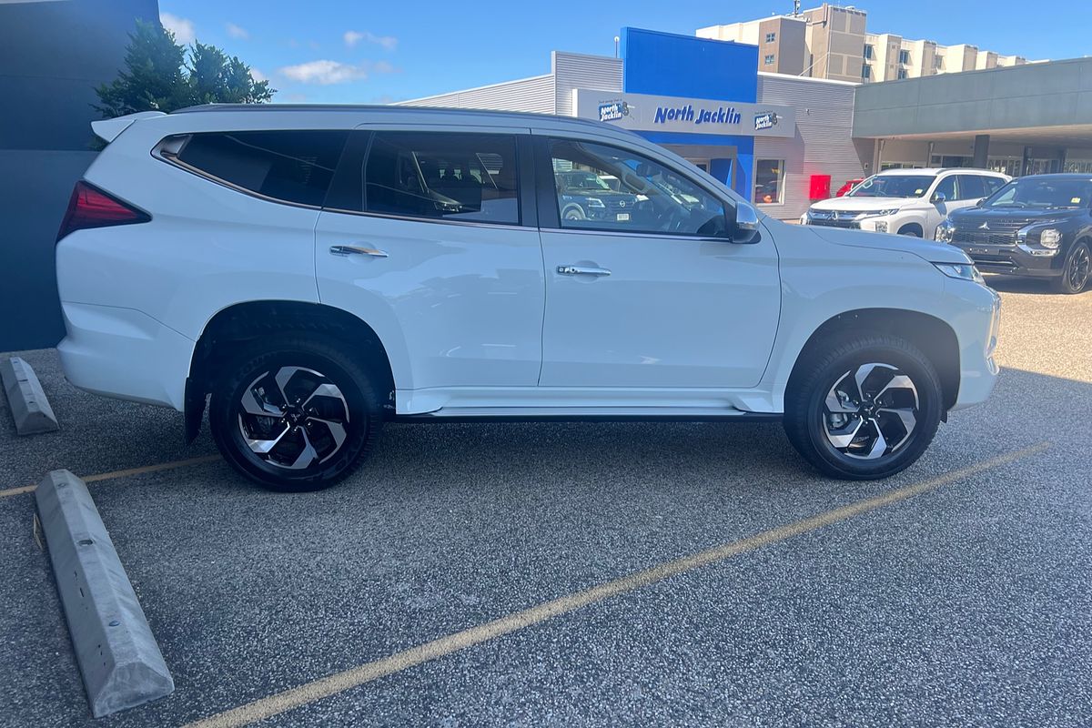 2024 Mitsubishi Pajero Sport Exceed QG