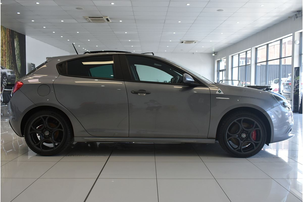 2017 Alfa Romeo Giulietta Super Series 2