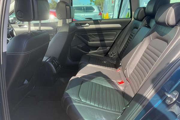 2022 Volkswagen Passat Alltrack 162TSI Premium B8