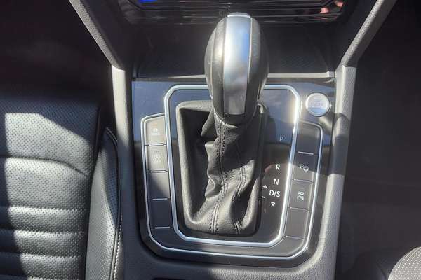 2022 Volkswagen Passat Alltrack 162TSI Premium B8
