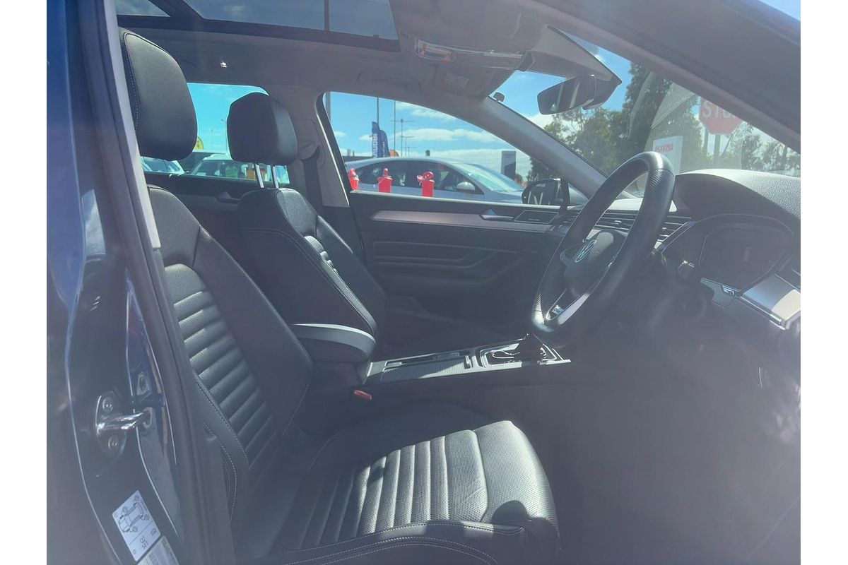 2022 Volkswagen Passat Alltrack 162TSI Premium B8