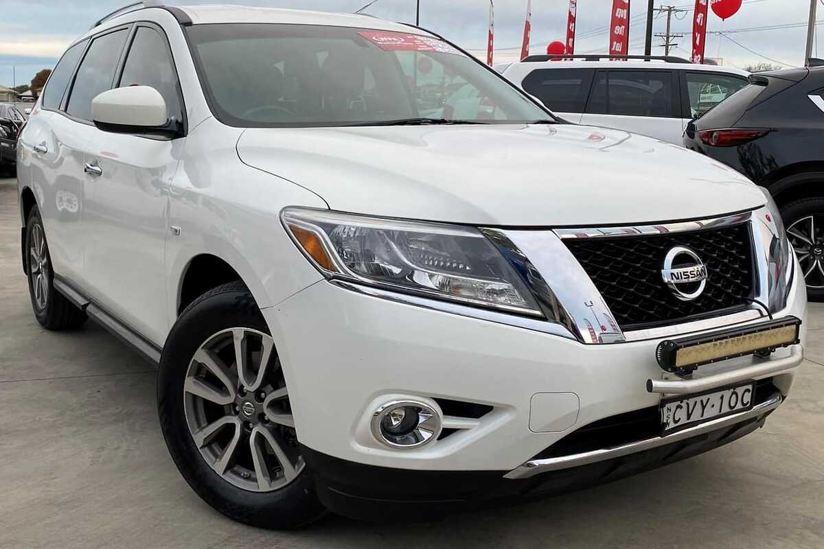 2014 Nissan PATHFINDER ST R52