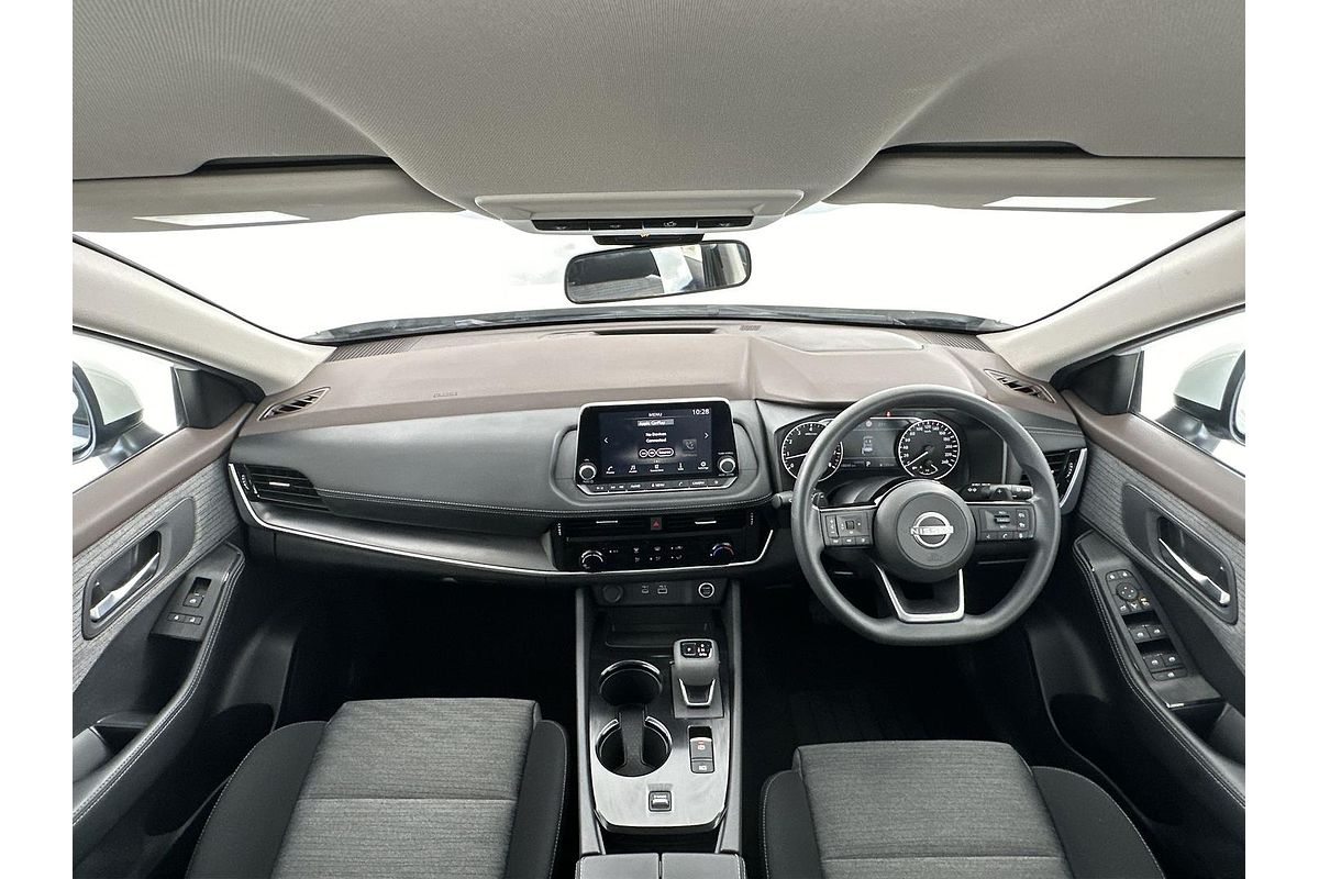 2024 Nissan X-TRAIL ST T33