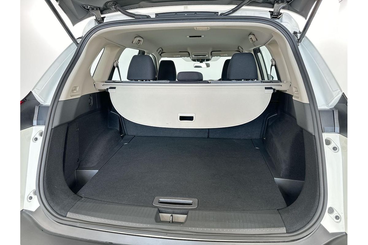 2024 Nissan X-TRAIL ST T33