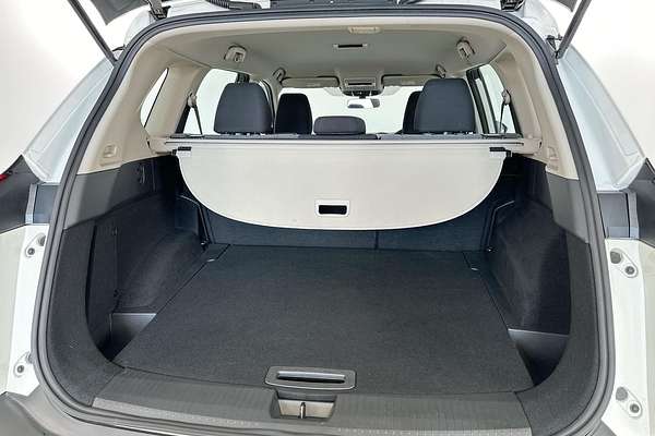 2024 Nissan X-TRAIL ST T33