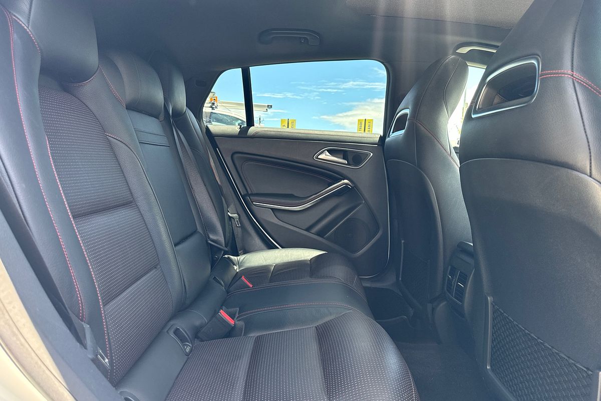 2018 Mercedes-Benz CLA-Class CLA250 Sport C117