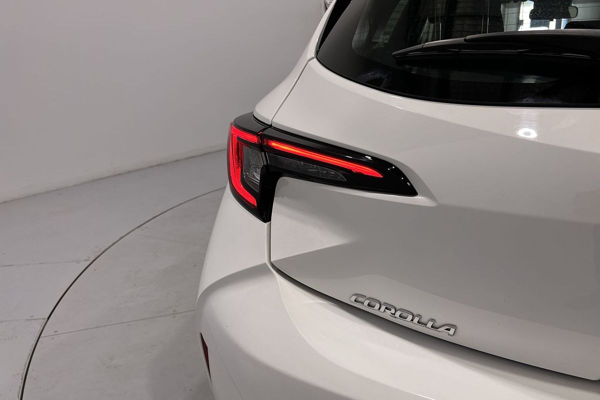 2023 Toyota Corolla Ascent Sport Hybrid ZWE219R