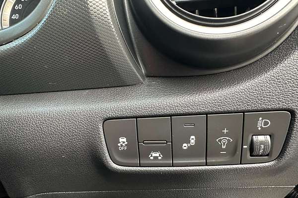2017 Hyundai Kona Active OS
