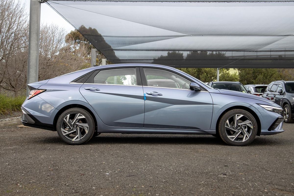2024 Hyundai i30 Premium CN7.V2