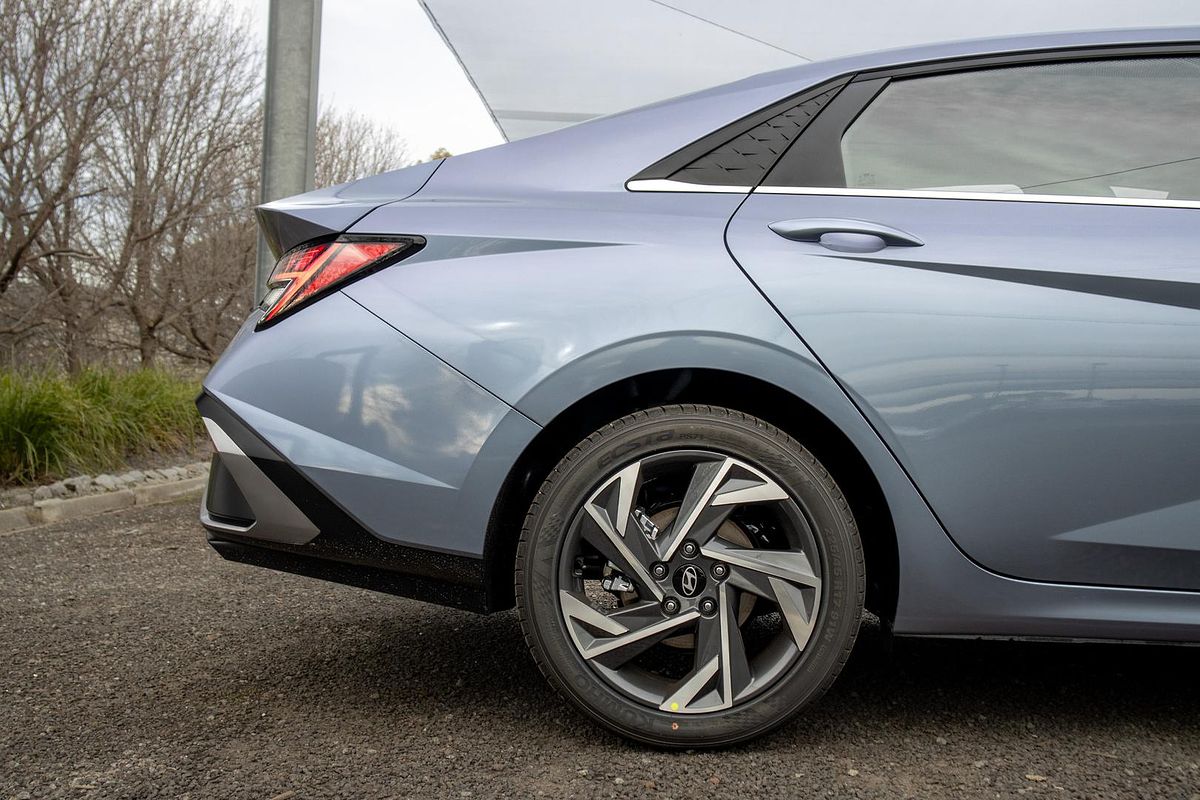 2024 Hyundai i30 Premium CN7.V2
