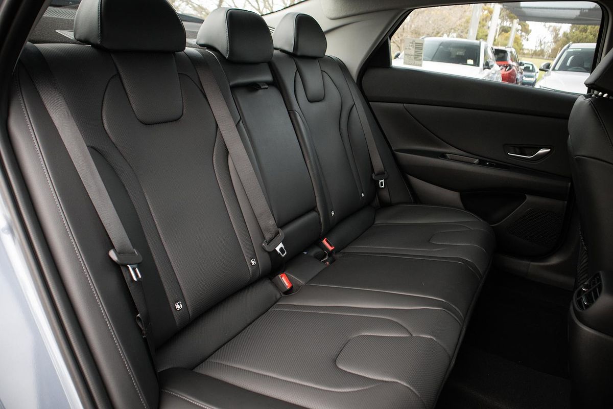 2024 Hyundai i30 Premium CN7.V2