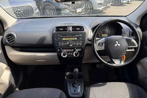 2014 Mitsubishi Mirage ES LA